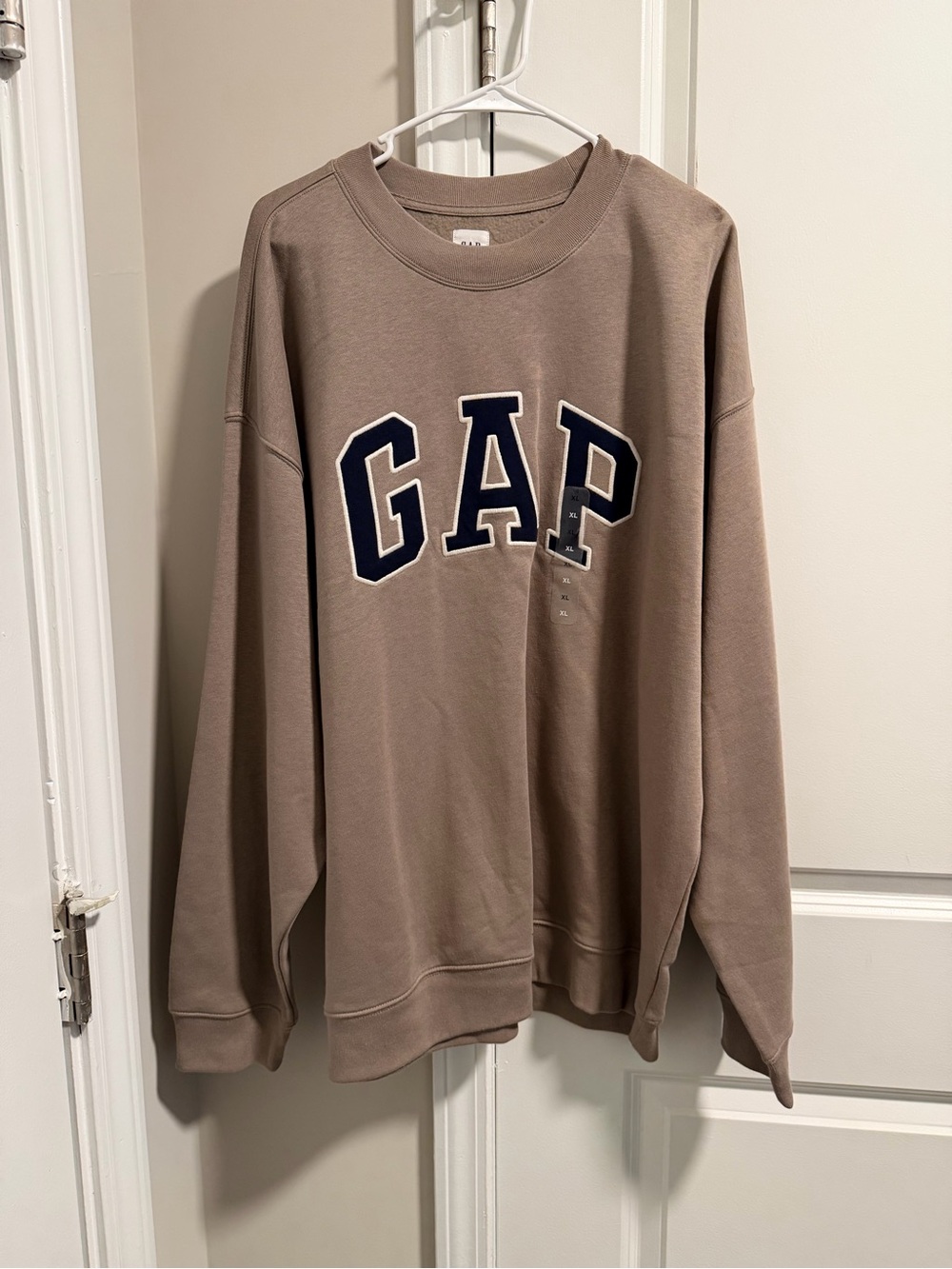 GAP Men's Crewneck Sweatshirt in Taupe with Black Applique